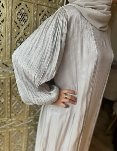 abaya amira