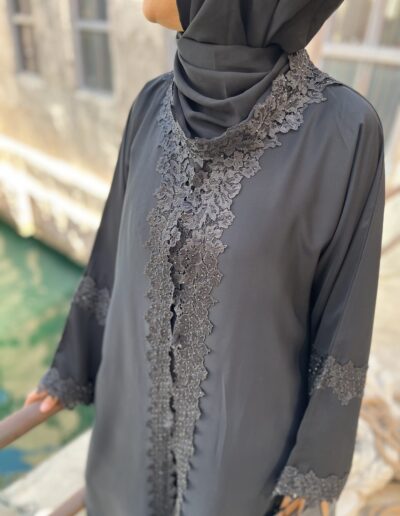 abaya tasnim argent
