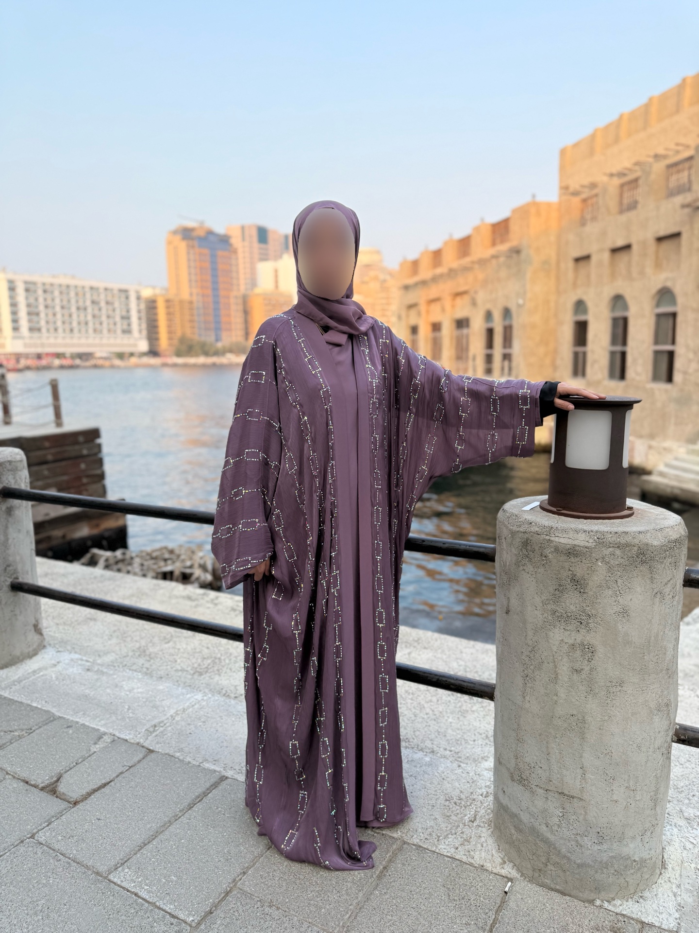 cape abaya khalijia doré
