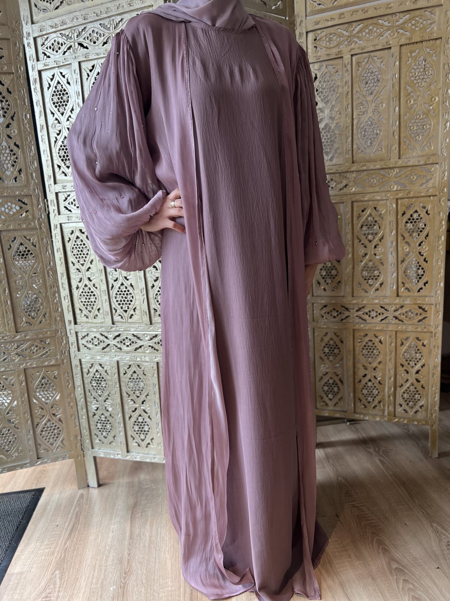 abaya noor