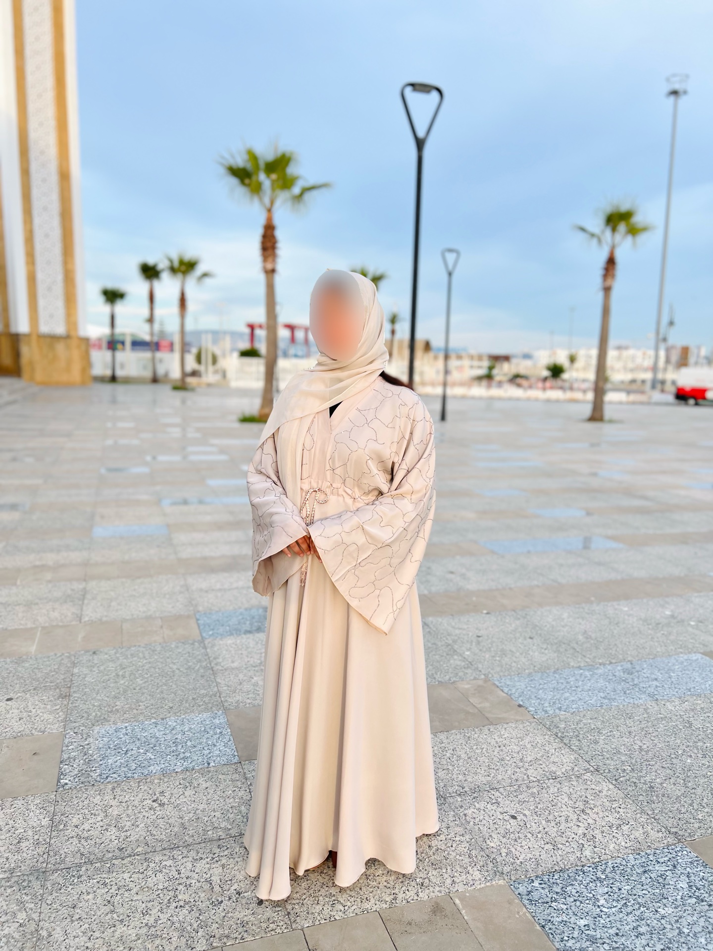 abaya eliane