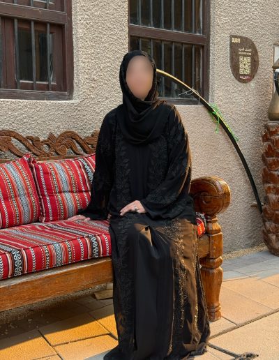abaya charika