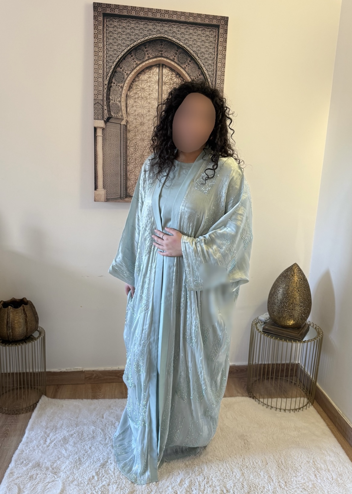 abaya ANIS